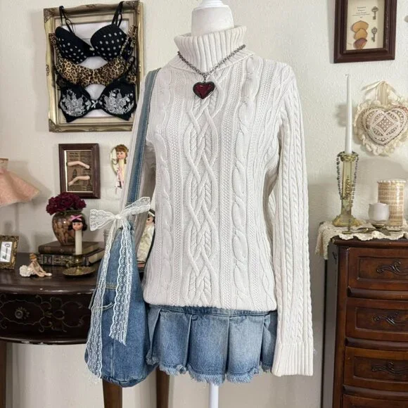 cozy girly grunge preppy coquette white cable knit turtleneck sweater - Picture 2 of 5